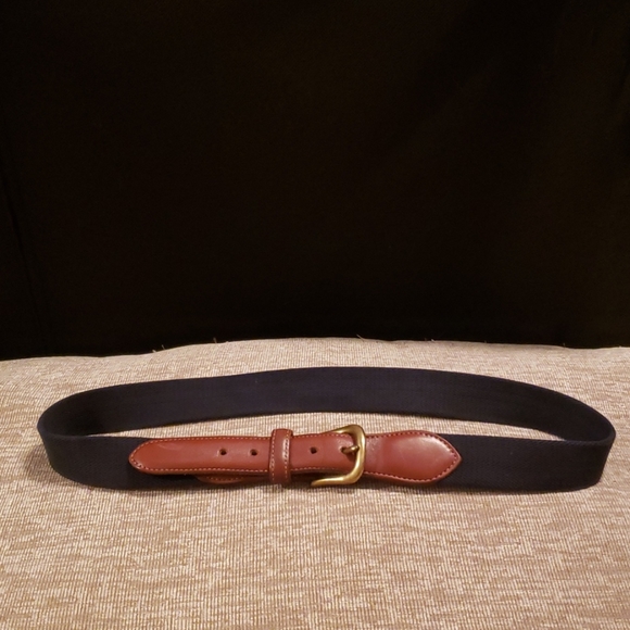 Navy blue Coach belt. - Picture 2 of 4